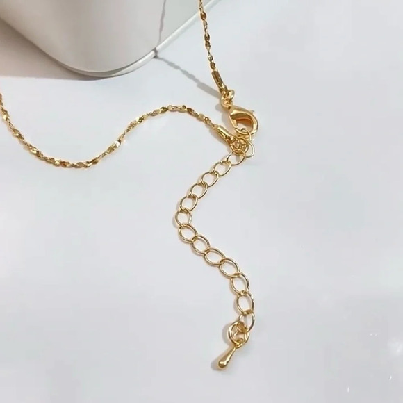 Birth Flower Necklace in  Oval White Shell Pendant - Picture 8 of 9